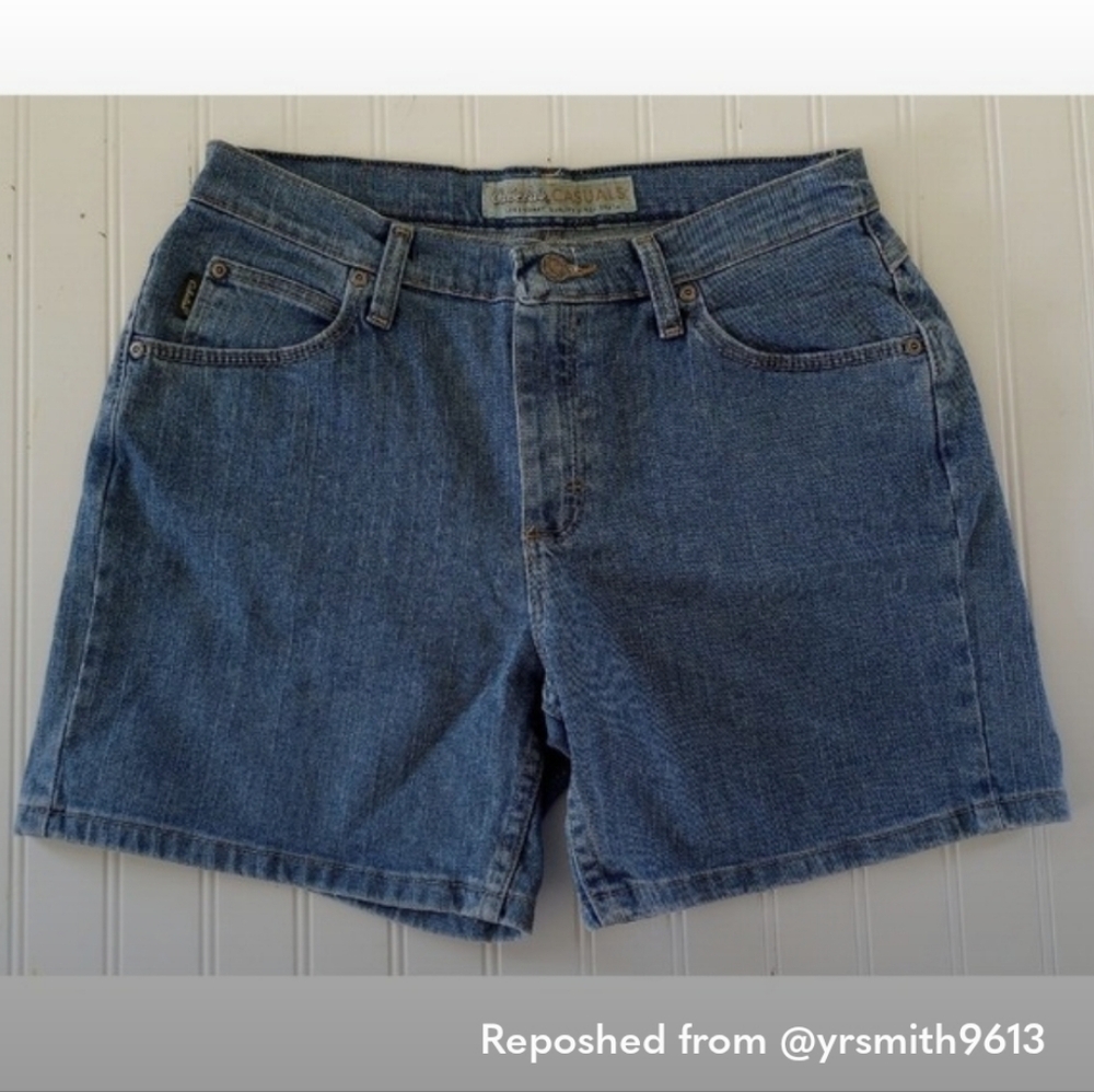 Cabela's Blue Denim Jean Shorts